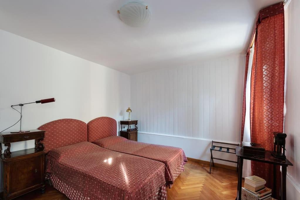 Walk On The Water ✧ 5 Minutes To Rialto Bridge Apartamento Veneza Exterior foto