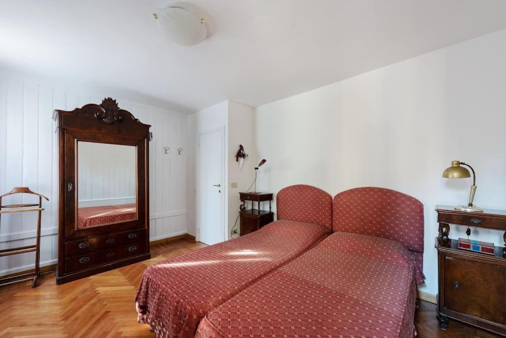 Walk On The Water ✧ 5 Minutes To Rialto Bridge Apartamento Veneza Exterior foto